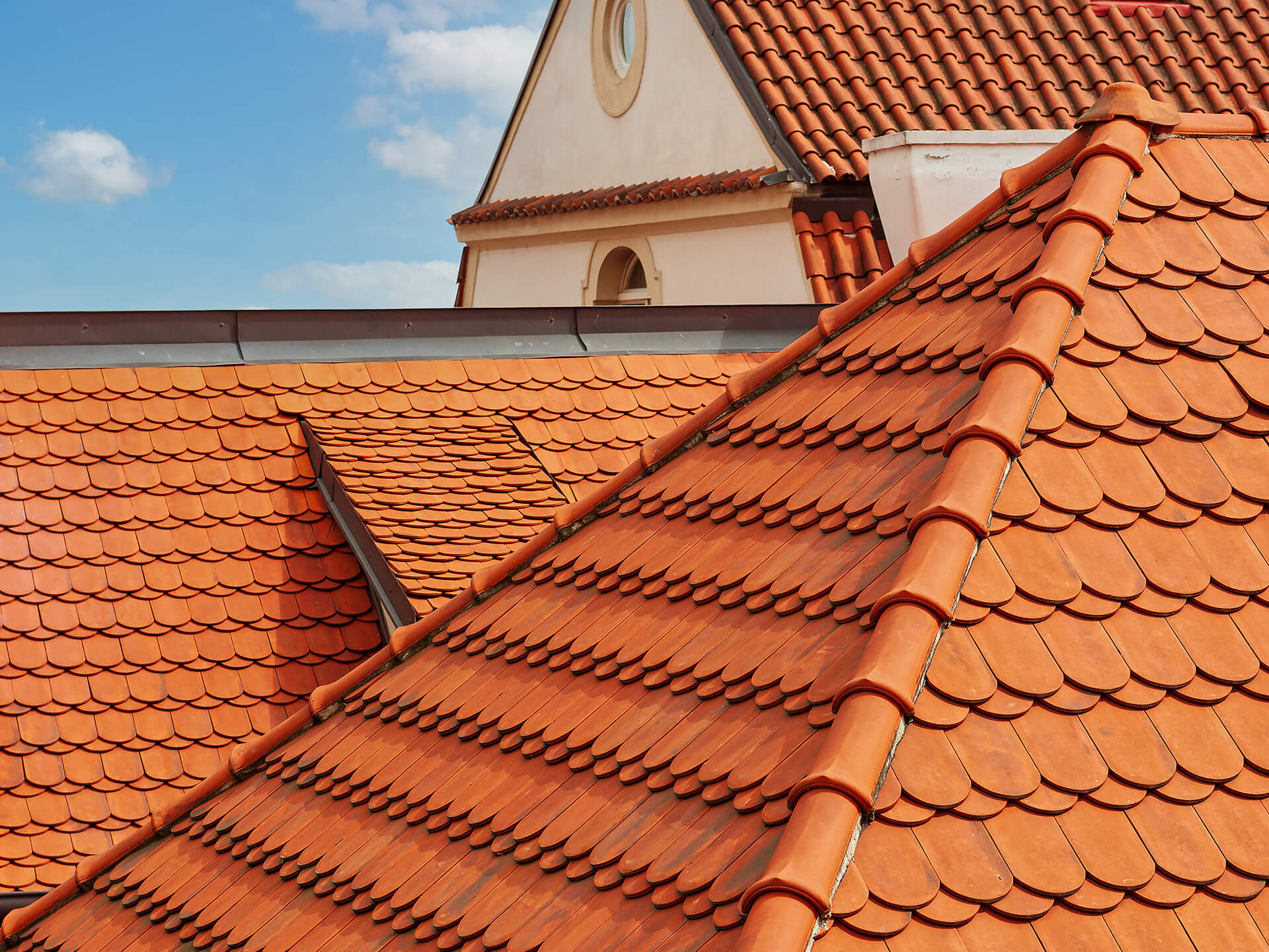 Dutch gable roof